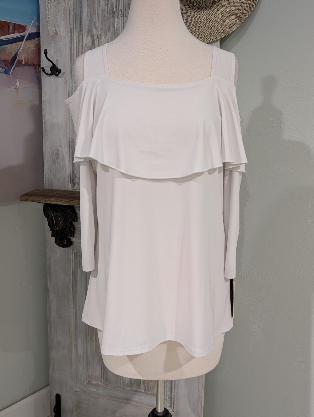 NWT Clara Sun Woo White Cold-Shoulder Ruffle Tunic Top